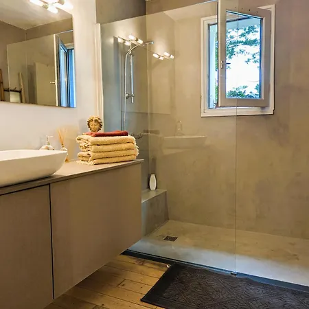 Confortable Piscine Maison Etxecosy